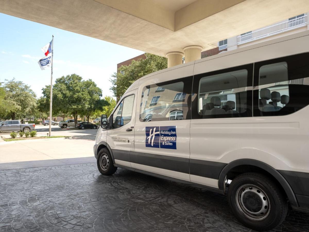 Holiday Inn Express Hotel And Suites Dfw-Grapevine By Ihg Exterior photo